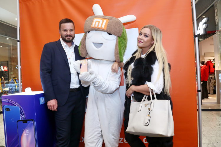 Partner popálené Týnuš Třešničkové promluvil: Na Vánoce už bude doma!