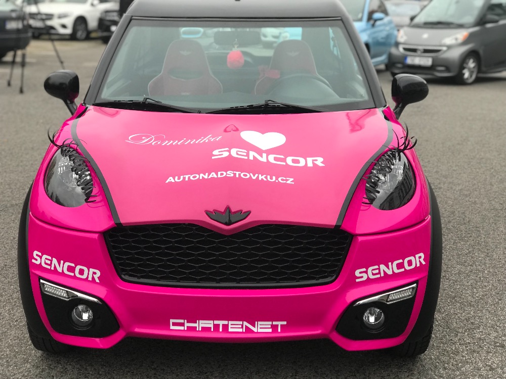 Myslivcová rozdává auto: Pořiďte svým dětem speciální vozítko pro 15leté