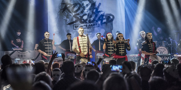 Tokhi se svojí kapelou Groove Army útočí na televizní diváky prostřednictvím soutěže Česko Slovensko má Talent