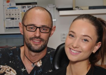 Štěflíčková Miss Universe nepodcenila: Před odjezdem si nechala zkontrolovat zuby