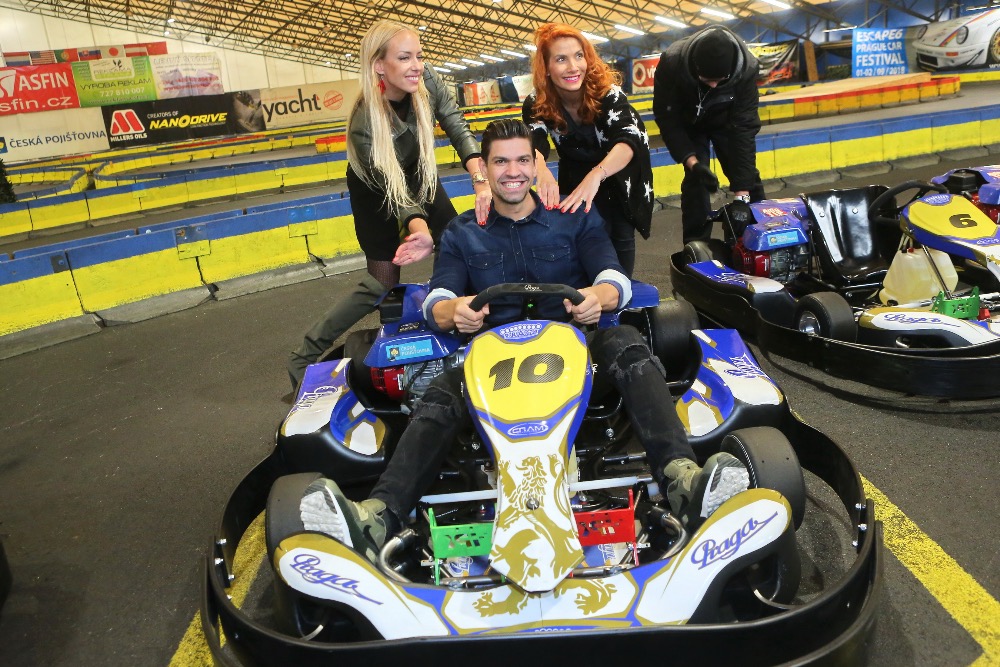 Charouz Racing System představil plány na rok 2019. Nechyběl u toho ani Ralf Schumacher