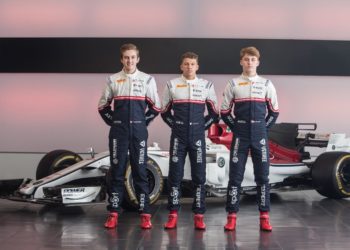 Staněk junior odletěl do Dubaje: Potvrdí mladíček svůj obrovský talent?