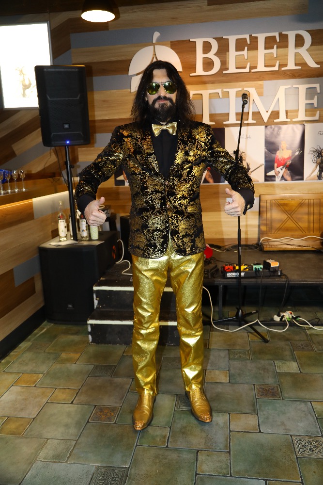 Střihavka a Brichta pokřtili klip rockerky Electric Lady