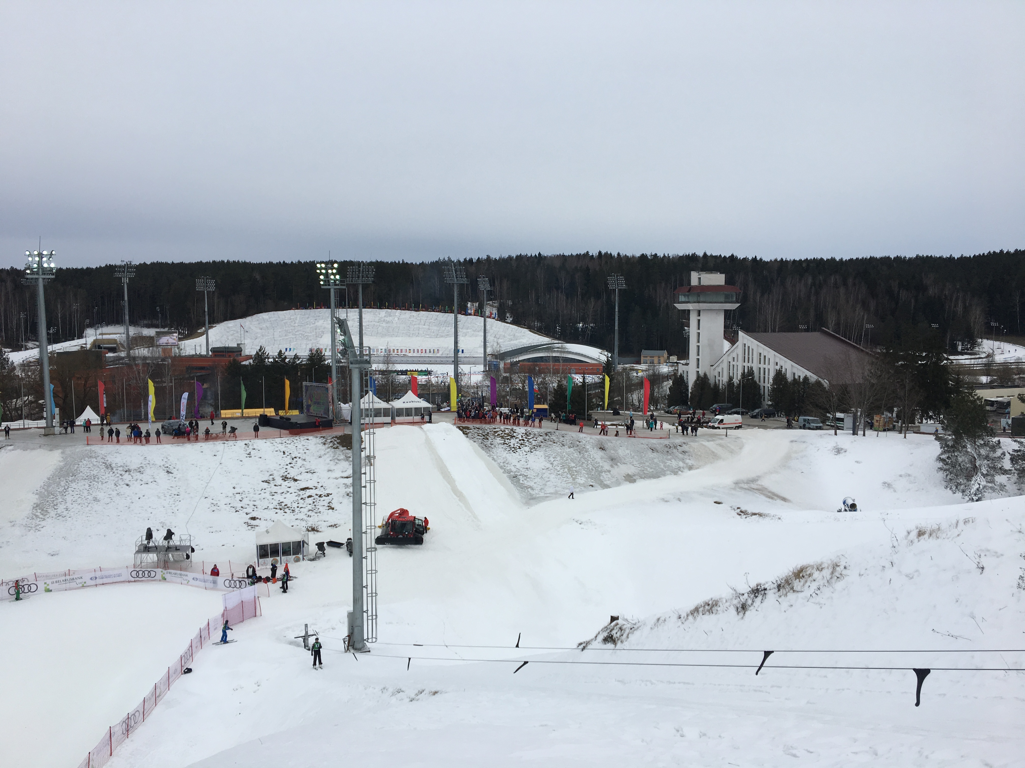 První „full“ na sněhu vyšel: Olympiáda je zase o něco blíže