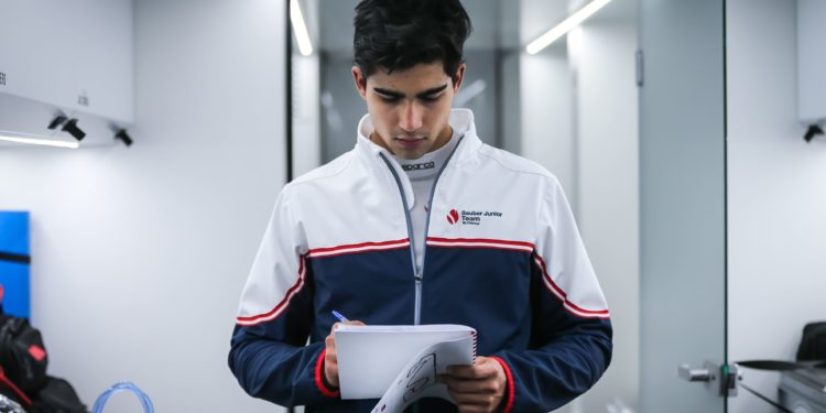 Sauber Junior Team je připravený na debut FIA Formule 2 v Bahrajnu