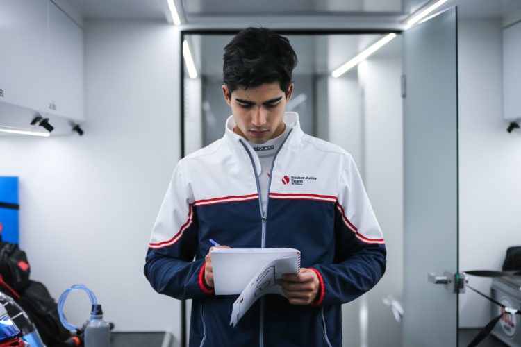 Sauber Junior Team je připravený na debut FIA Formule 2 v Bahrajnu