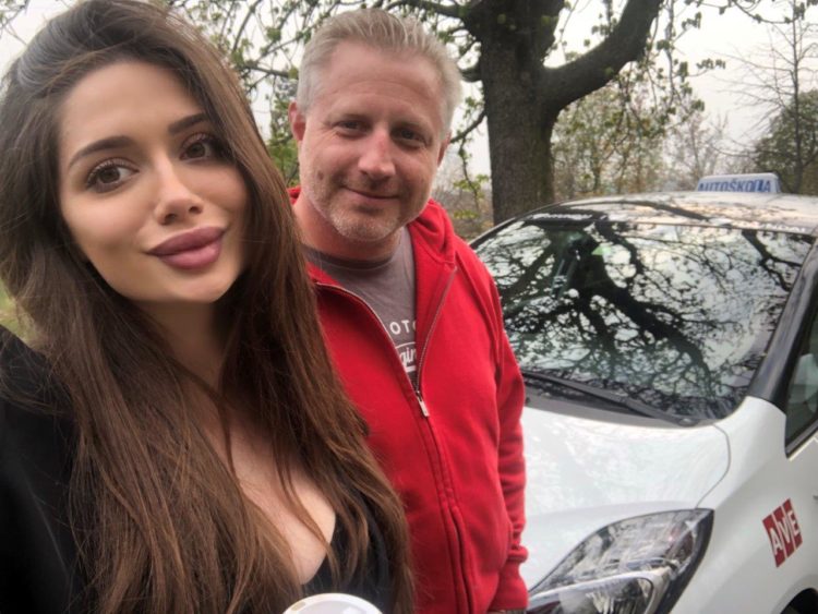 Udělat si řidičák nikdy nebylo tak snadné: Vozy s automatickou převodovkou jsou jistota