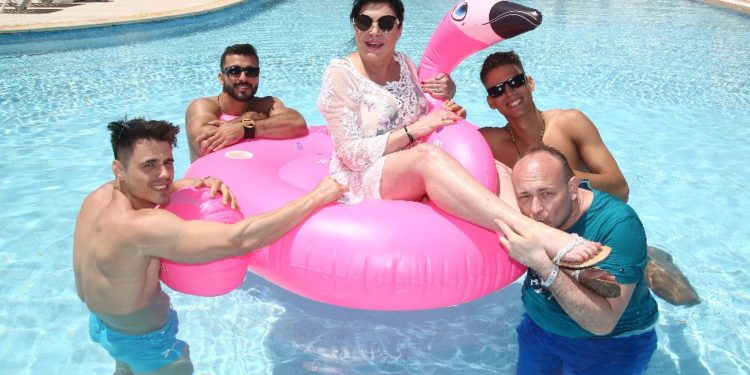 Dáda Patrasová dováděla v Tunisku se svalovci