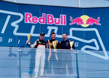 Chlad junior na Red Bull Ringu: Boj o vítězství, pak havárie