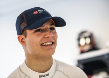 Velká cena Francie F3: Potvrdí Charouzova stáj svůj potenciál?