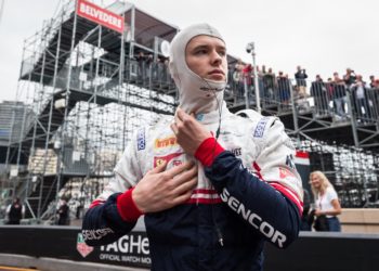 F2 pokračuje ve Francii: Charouzův tým čeká tvrdý boj