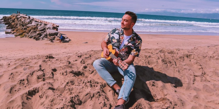 Zpěvák Niko chystá pro fanoušky letní EP. Předtím vydal zbrusu nový singl