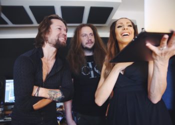 Olga Lounová vydává nový klip. K písni ji inspiroval pejsek z útulku!