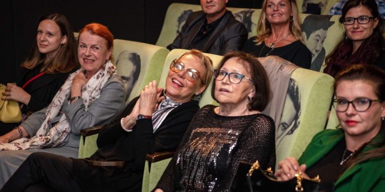 Marta Kubišová představila klip ke své Modlitbě