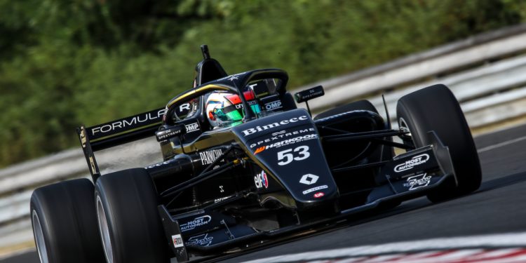 Evropská Formule Renault: Ptáček v Maďarsku bodoval, na euforii to ale nebylo