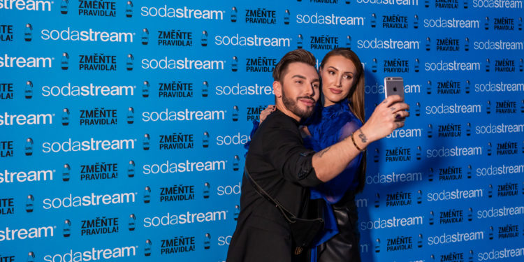 SodaStream na slavnostním večeru představil nový typ lahví a mění pravidla