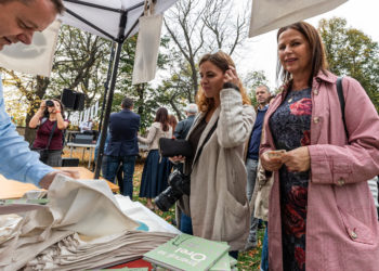 Slepice jménem Orel se vydala do světa!