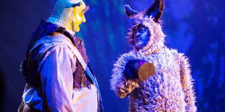 Celosvětově úspěšný muzikál SHREK ohromí show velkou jako zlobr