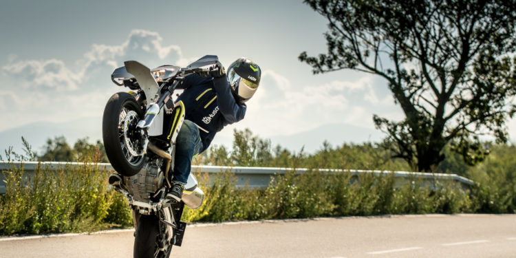 Adam Peschel: Letošní Motosalon bude pecka poprvé uvidíte soutěž motocyklových kaskadérů