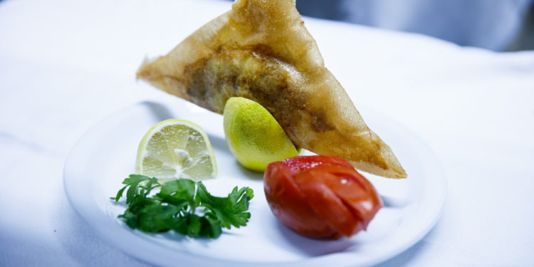 Do Tuniska za skvělým jídlem, třeba za olivami a harissou!