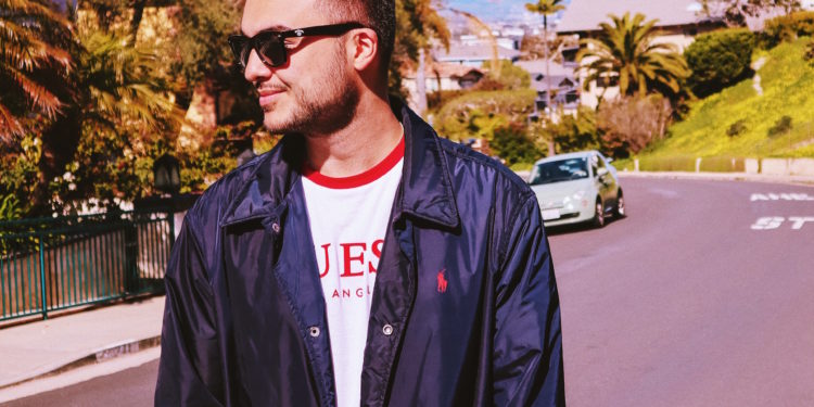 Niko Jalauzidis si na romantiku nepotrpí. Na Valentýna vydává rozchodovou baladu!