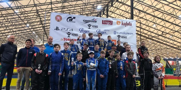 Mr. PlayStation motivoval české talenty: Mladí jezdci se předvedli v Praga Aréně