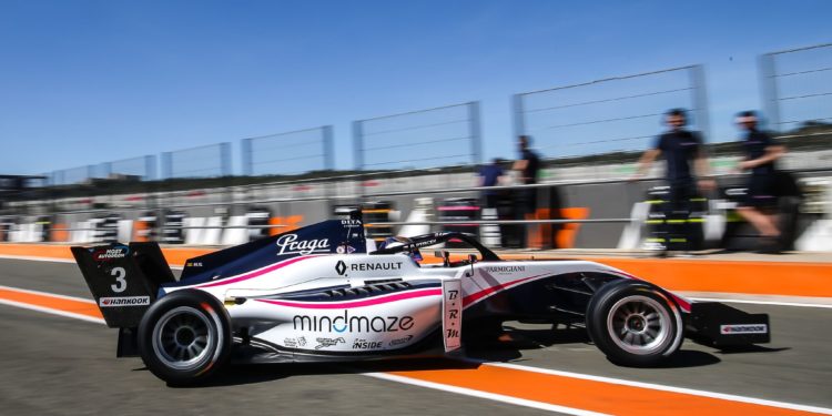 Ptáček junior se těší do Formule Renault Eurocup, pojede za R-ace GP