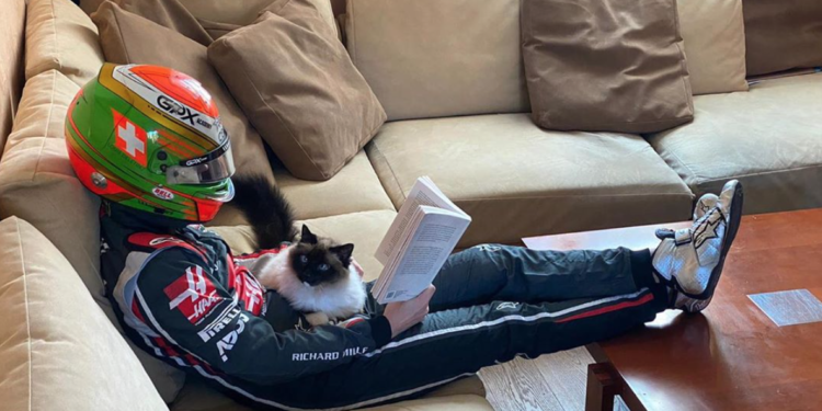 Virtuální Velká cena Číny F1: Na startu budou i Charouzovi hoši