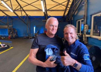 Emerson Fittipaldi je i s rodinou v Praze! Legenda F1 zde natáčí Magnuskův film