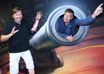 Herec Vydra baletkou a kouzelník Kožíšek jde do vysoké politiky kvůli penězům