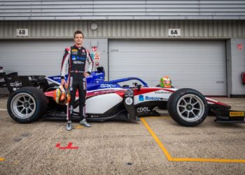 F2 na Silverstone: Body pro Charouz Racing System zajistil Delétraz