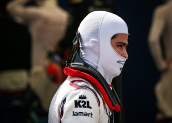 F2 v Barceloně: Bodovali Delétraz i Piquet, Brazilec poprvé v sezóně