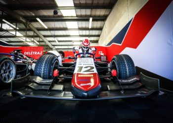 Výborný týmový výsledek Charouz Racing System v kvalifikaci F2 v Silverstone