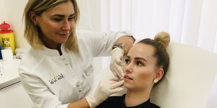 Chcete mít šťavnaté rty k nakousnutí?