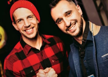 Decastelo, Matl, Pavlovčinová, Slováček a další ve vánočním klipu René Juniora: Saxofonista se dočkal tvrdé kritiky!