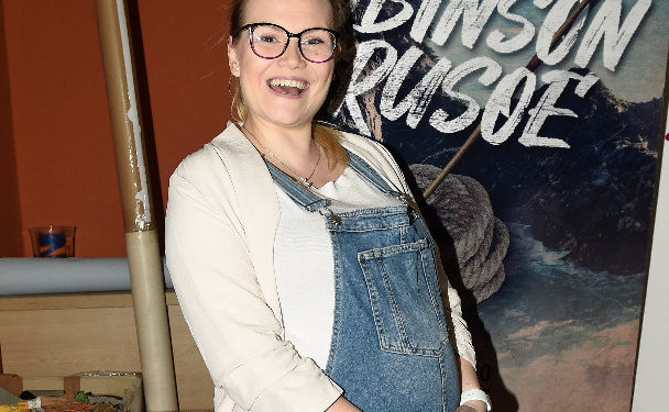 Ochmanová zkouší i těhotná, Hůlka zatím jen v hledišti