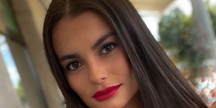 Finalistka České Miss Essens Vlasáková: Přála bych si být pro dívky inspirací