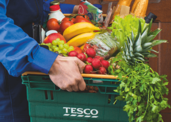 Tesco představilo novinky v oblasti online nákupů a nové tváře kampaně Bendovou, Nývltovu a Helis