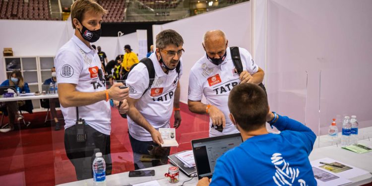 Formality vyřízeny, Buggyra je připravena na start Rally Dakar 2022
