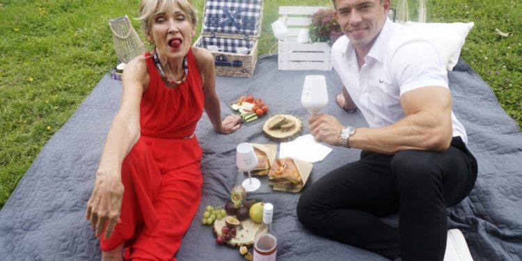 Zuzana Bubílková zažila romantické chvilky. S mladým mužem po boku se jim nebránila