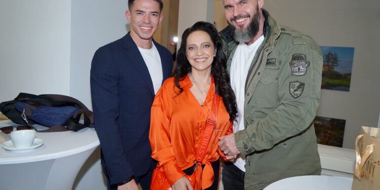 Lucii Bílou na běh nikdo nepřesvědčí, radši navléká korálky. A je v tom dobrá.