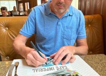 Létající Fin v Praze: Häkkinen se najedl u Pohlreicha