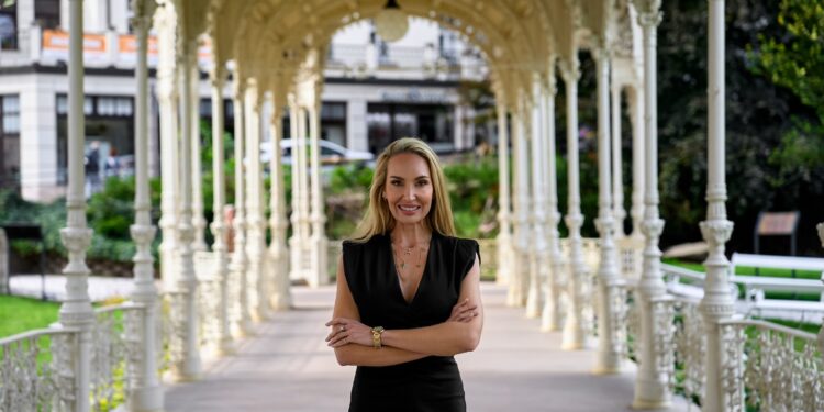 Karlovy Vary patřily Meg Maškové: zářila při exkluzivním focení pro Forbes