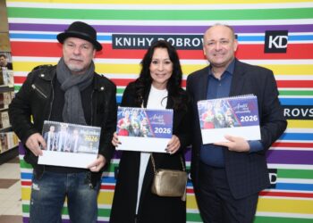 Dopoledne s hvězdami: Kalendáře soutěží Muž roku a Anděl mezi zdravotníky jsou pokřtěny