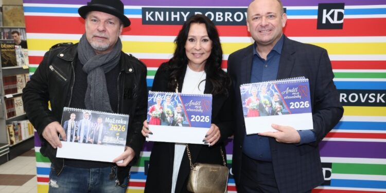 Dopoledne s hvězdami: Kalendáře soutěží Muž roku a Anděl mezi zdravotníky jsou pokřtěny